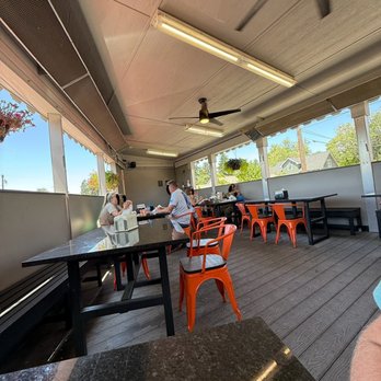 Big Bun Drive In - Seating - Burgers Near Me - Boise, Idaho