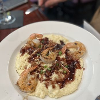 Eden - Shrimp and grits - New American Near Me - Hot Springs, Arkansas Eden - Shrimp and grits - New American Near Me - Hot Springs, Arkansas
