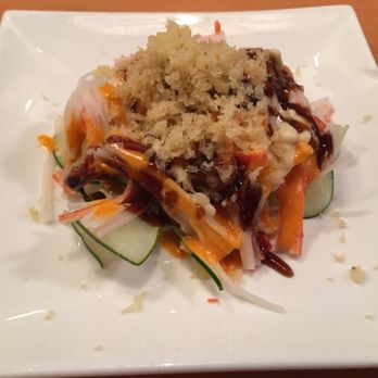 Tsunami Mount Pleasant - Wakame salad - They just gave this to me on the house. This thing is delicious! - Sushi Bars Near Me - Mount Pleasant, South Carolina