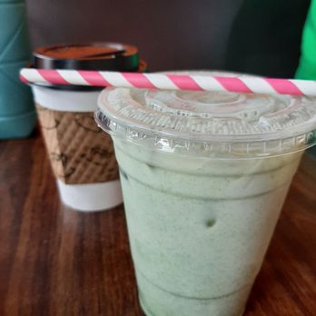 Alamo Square Cafe - Matcha latte and a zebra mocha - Sandwiches Near Me - San Francisco, California Alamo Square Cafe - Matcha latte and a zebra mocha - Sandwiches Near Me - San Francisco, California