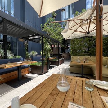 Arriba Abajo - Outdoor Seating Area. - Mexican Near Me - Austin, Texas