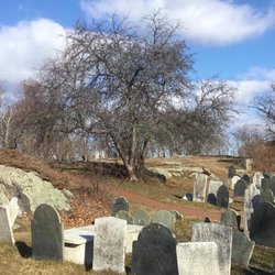 Hocus Pocus Movies Tour - Graveyard