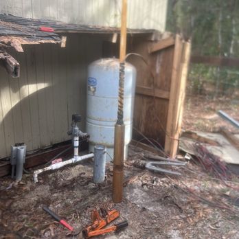 Spring Hill Well Drilling and Pump Repair - Pulling my well pump - Well Drilling Near Me - Spring Hill, Florida Spring Hill Well Drilling and Pump Repair - Pulling my well pump - Well Drilling Near Me - Spring Hill, Florida