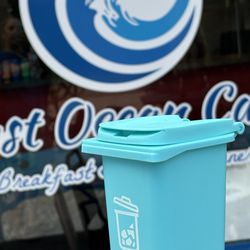 East Ocean Cafe - Check out the little trash cans on the table for your wrappers. Oh my, it's so cute.