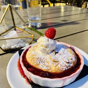 The 908 - Berry cobbles tasted bad - New American Near Me - Long Beach, California The 908 - Berry cobbles tasted bad - New American Near Me - Long Beach, California