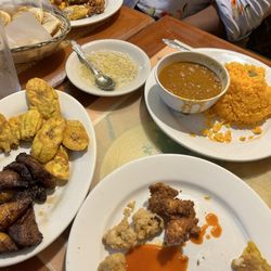 El Viejo Yayo - 1/2 Tostone 1/2 maduro, rice and beans, the seafood sampler, toasted bread with the garlic sauce