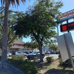 Exterior photo of Walgreens - Fort Myers, Florida Exterior photo of Walgreens - Fort Myers, Florida
