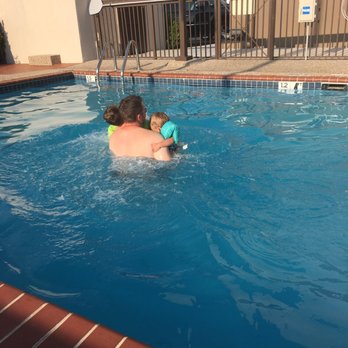 Hampton Inn Cullman - The very nice outdoor pool!! - Hotels Near Me - Cullman, Alabama