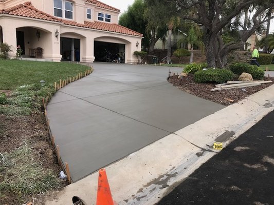 Concrete Driveway - This is a Natural Concrete driveway with a brush finish. If you need anything similar give us a call at 805-793-5565. Concrete Driveway - This is a Natural Concrete driveway with a brush finish. If you need anything similar give us a call at 805-793-5565.