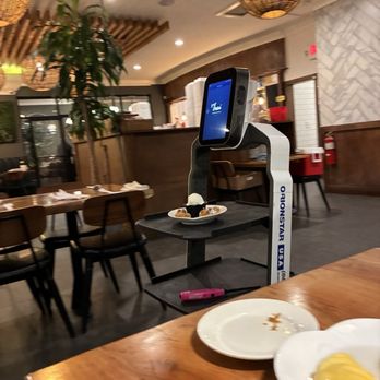 Thai Norcross - Robot waiter - Thai Near Me - Norcross, Georgia