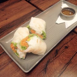 Mean's Vietnamese Cafe - Shrimps summer roll