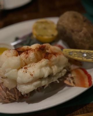 Captain's Anchorage Restaurant and Bar by null
