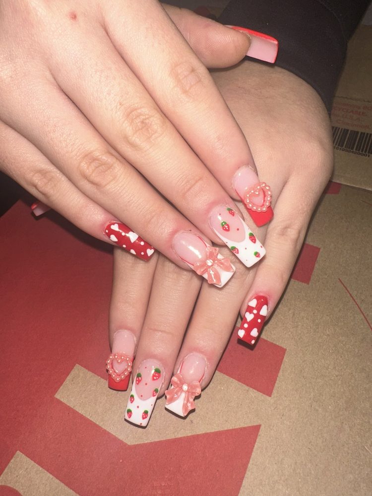 BLISSFUL NAIL SALON Updated May 2024 2005 Electric Rd, Roanoke