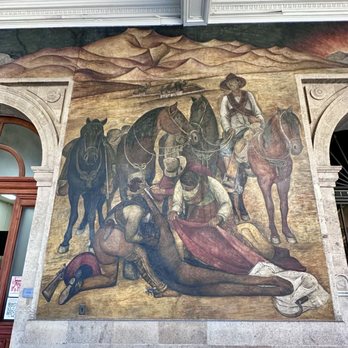 Palacio Nacional - Landmarks & Historical Buildings Near Me - México, D.F., DIF