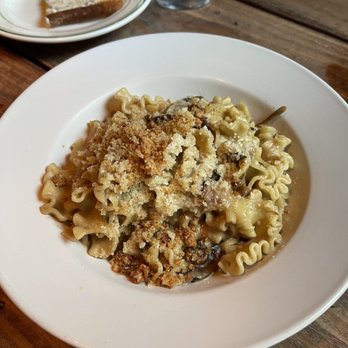 The Red Hen - Mafalde mushroom pasta - Italian Near Me - Washington, DC, District of Columbia The Red Hen - Mafalde mushroom pasta - Italian Near Me - Washington, DC, District of Columbia