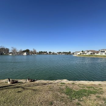 Woodbridge South Lake - Lakes Near Me - Irvine, California Woodbridge South Lake - Lakes Near Me - Irvine, California