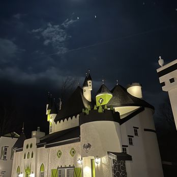 The Roxbury - Spooky night ^_^ - Bed & Breakfast Near Me - Roxbury, New York The Roxbury - Spooky night ^_^ - Bed & Breakfast Near Me - Roxbury, New York