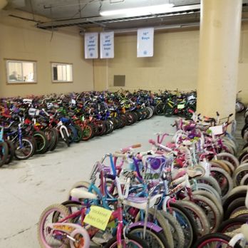 Free Bikes 4 Kidz - 2020-10-29 Free Bikes 4 Kidz Detroit. Bikes in queue to be cleaned, refurbished, and distributed to kids this Christmas. - Community Service/Non-Profit Near Me - Detroit, Michigan Free Bikes 4 Kidz - 2020-10-29 Free Bikes 4 Kidz Detroit. Bikes in queue to be cleaned, refurbished, and distributed to kids this Christmas. - Community Service/Non-Profit Near Me - Detroit, Michigan