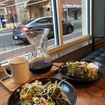 Sparrow Coffee - Avocado toast and Chemex coffee - Coffee Roasteries Near Me - Naperville, Illinois