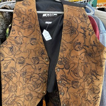 Show Pony Vintage - Cool cowboy vest - Used, Vintage & Consignment Near Me - Denver, Colorado Show Pony Vintage - Cool cowboy vest - Used, Vintage & Consignment Near Me - Denver, Colorado
