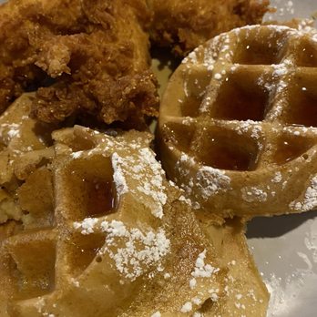 Grand Trunk Pub - Chicken & Waffle - Pubs Near Me - Detroit, Michigan Grand Trunk Pub - Chicken & Waffle - Pubs Near Me - Detroit, Michigan