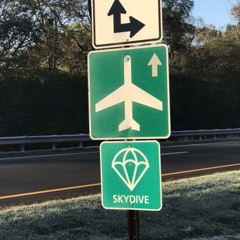 Start Skydiving - Look for these signs directing you to the airport. - Skydiving Near Me - Middletown, Ohio