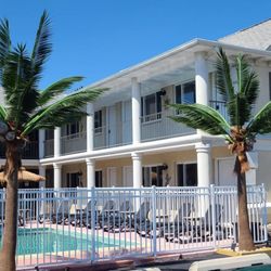 Lamplight Inn