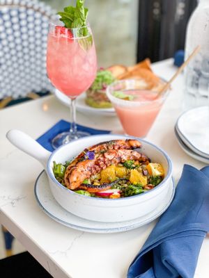 The Hampton Social - Naples by null