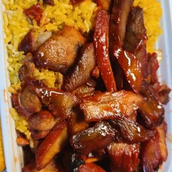 Golden Dragon - Boneless spare ribs with pork fried rice