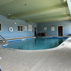 Holiday Inn Express & Suites Vernon College Area