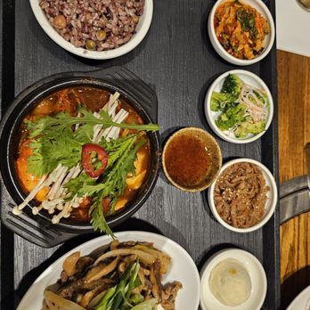 Yoon Haeundae Galbi - Lunch set 2 - sirloin bulgolgi, silken tofu stew, Multigrain rice, 4 side dishes - Korean Near Me - New York, New York Yoon Haeundae Galbi - Lunch set 2 - sirloin bulgolgi, silken tofu stew, Multigrain rice, 4 side dishes - Korean Near Me - New York, New York
