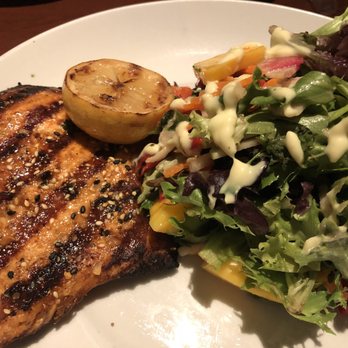 Seasons 52 - New American Near Me - Burlington, Massachusetts