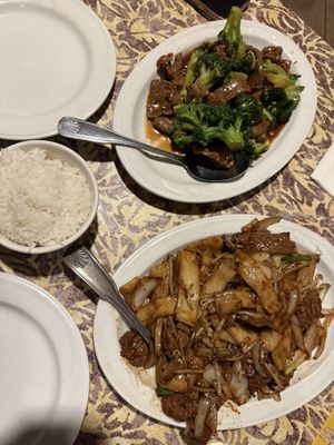 Singing Bamboo Chinese Restaurant by null