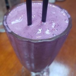 Hoppy's Cafe - Berry smoothie