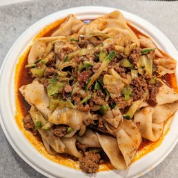 Pork "Zha Jiang" Hand-Ripped Noodles | Instagram: @telephonesmoothie