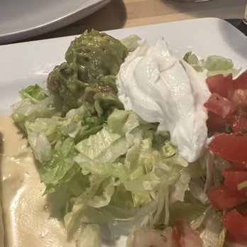 Catrinas Mexican Fusion - Brown guacamole. :-( - Mexican Near Me - Orlando, Florida Catrinas Mexican Fusion - Brown guacamole. :-( - Mexican Near Me - Orlando, Florida