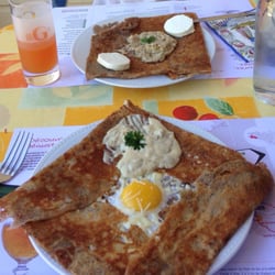 À la Crêpe d'Autrefois - Chèvre frais - fondue de poireaux au cidre  Œuf fromage - fondue de champignons