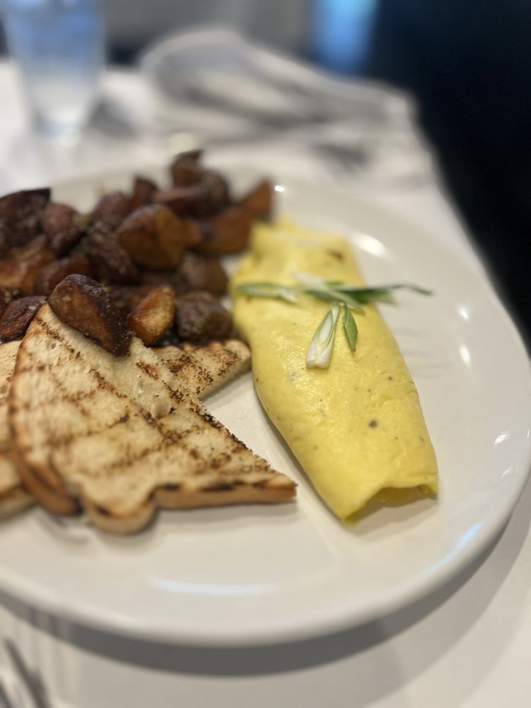 Stella's Southern Brasserie Image