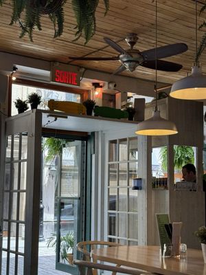 Venice Mtl Vieux-Montreal by null