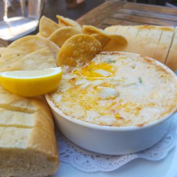 Mt. Washington Tavern - Crab dip - American Near Me - Baltimore, Maryland