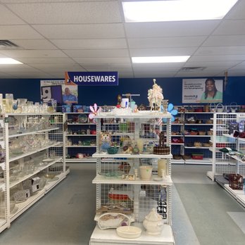 Goodwill - 4/2/23 Houseware Area - Community Service/Non-Profit Near Me - Hazleton, Pennsylvania