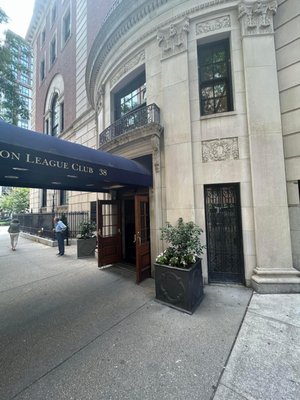 The Union League Club by null