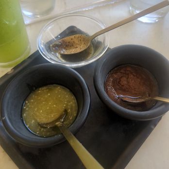 Rosa Sur 32 - Different salsa types - Bars Near Me - Mérida, YUC