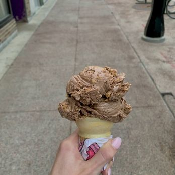 Chocolate Shoppe Ice Cream - Chocolate Peanut Butter Cup cone - Ice Cream & Frozen Yogurt Near Me - Madison, Wisconsin Chocolate Shoppe Ice Cream - Chocolate Peanut Butter Cup cone - Ice Cream & Frozen Yogurt Near Me - Madison, Wisconsin