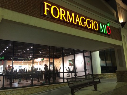 Formaggio Mio by null