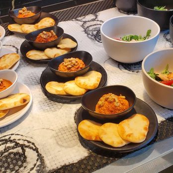 Etihad Lounge - Airport Lounges Near Me - Dulles, Virginia