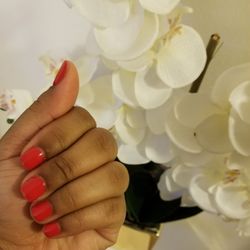 M Nails