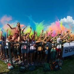 Błonia Zabierzowskie - Festiwal Kolorów