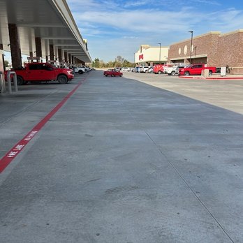 Buc-ee's - 100 Pumps - Gas Stations Near Me - Melissa, Texas Buc-ee's - 100 Pumps - Gas Stations Near Me - Melissa, Texas