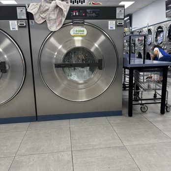 Fast Laundry - Laundromat Near Me - Palatine, Illinois Fast Laundry - Laundromat Near Me - Palatine, Illinois